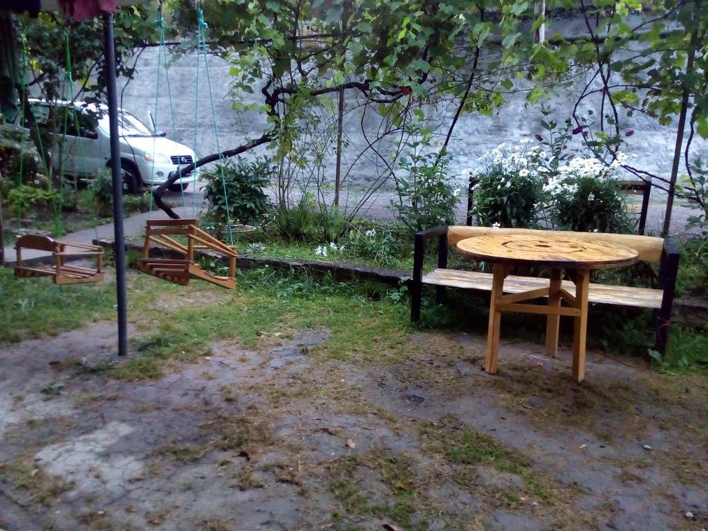 Borjomi Makvala'S Guest House Exterior foto