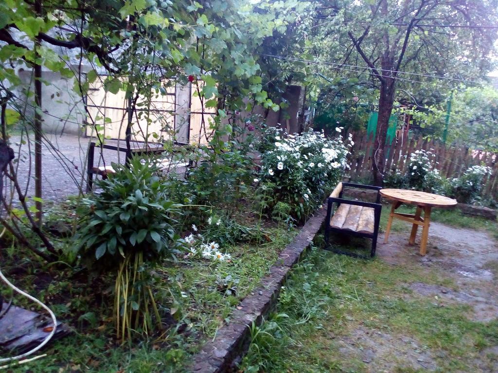 Borjomi Makvala'S Guest House Exterior foto